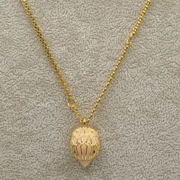 Pink Enamel Gold Tone Eagle Pendant Necklace NWT!  NEW! - Picture 1 of 9